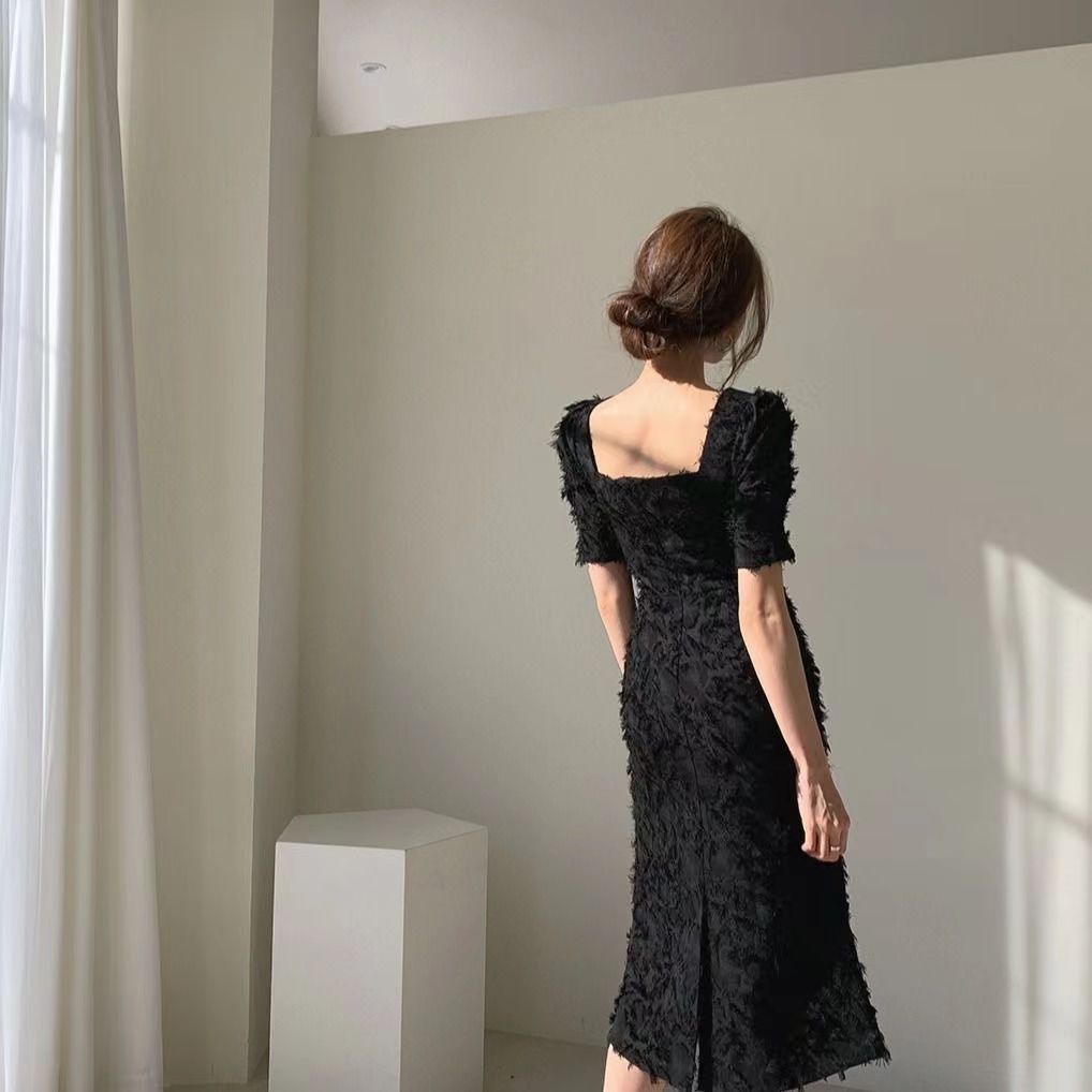 Korean chic retro tassel hip-hugging dress, light and mature style, elegant waist slim fit dress