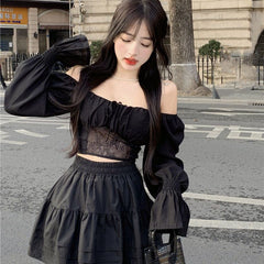 Sweet and spicy hot square collar French bell sleeve lace splicing cropped long-sleeved top