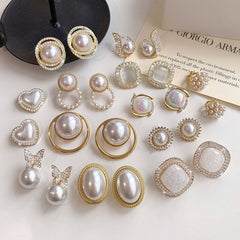 Korean internet celebrity light luxury retro small fragrance high-end pearl earrings