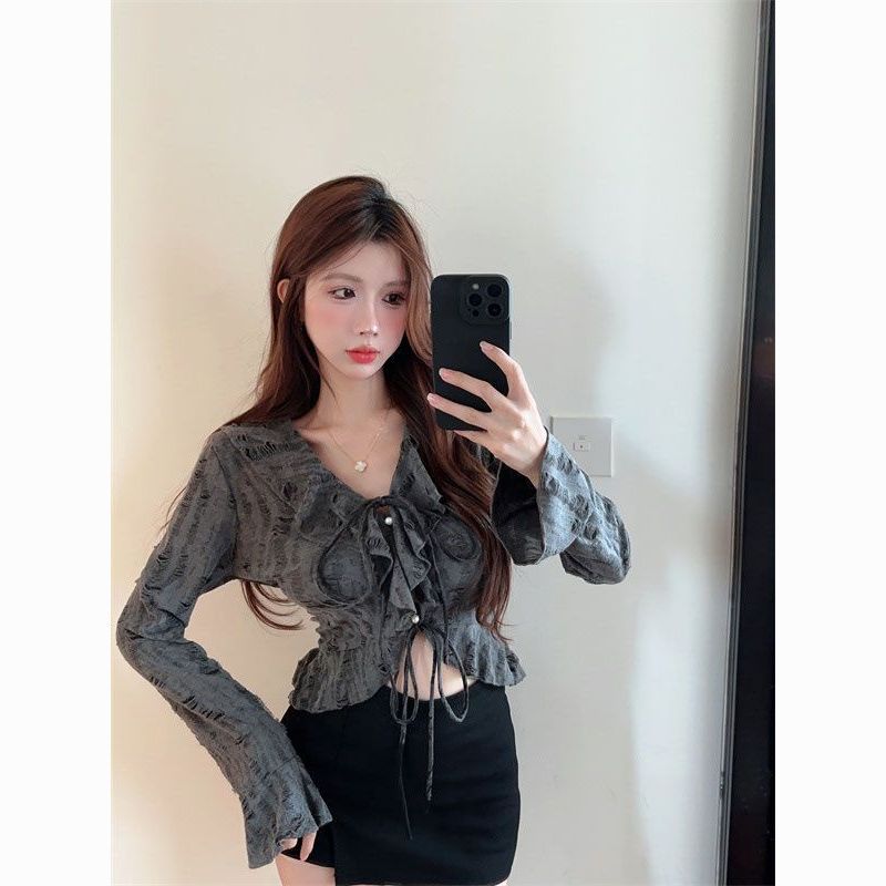 Ripped hole V-neck ruffled long-sleeved Maillard waist slimming short cropped top