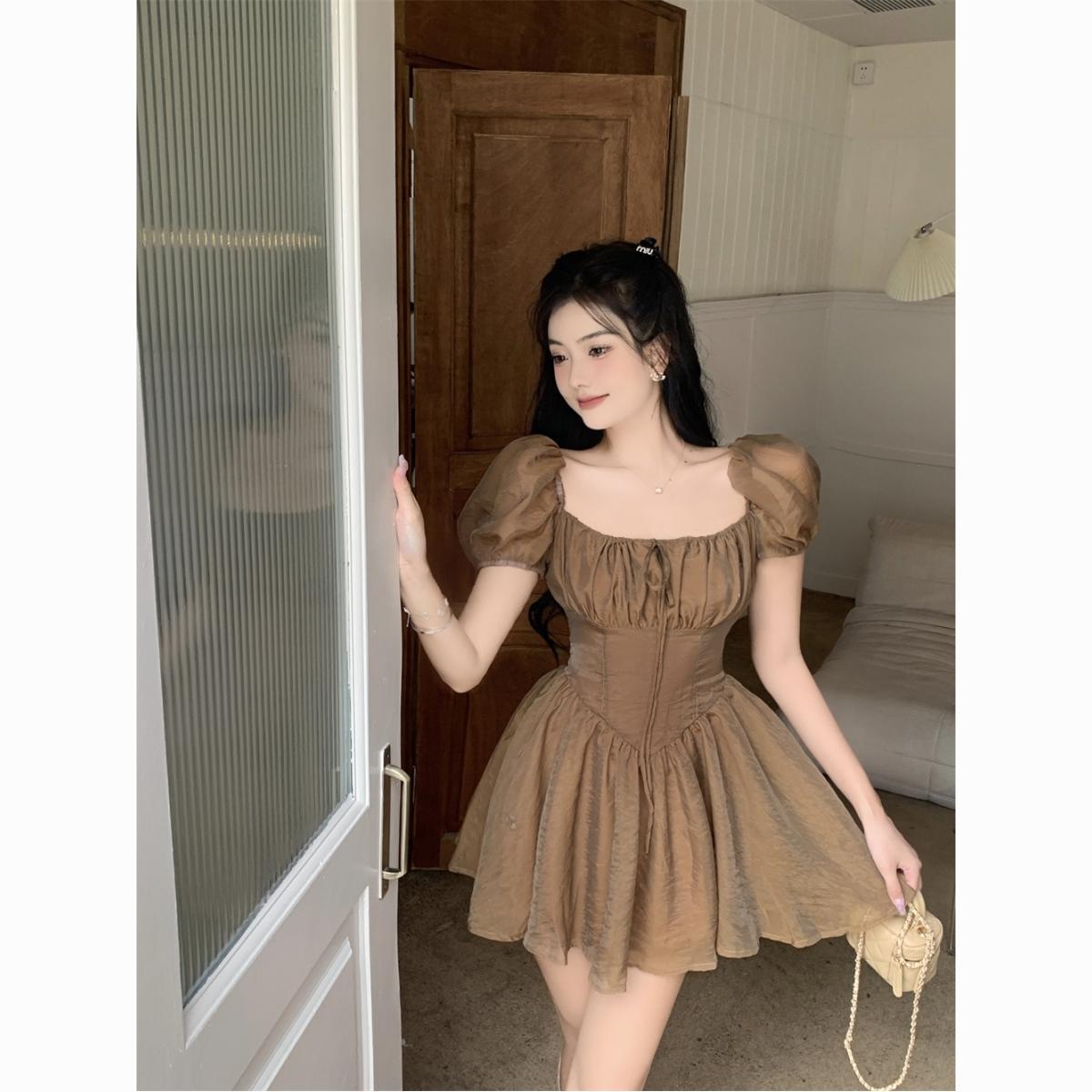 Brown Square Neck Puff Sleeve Small Retro Waist Slimming Hot Girl Short dress