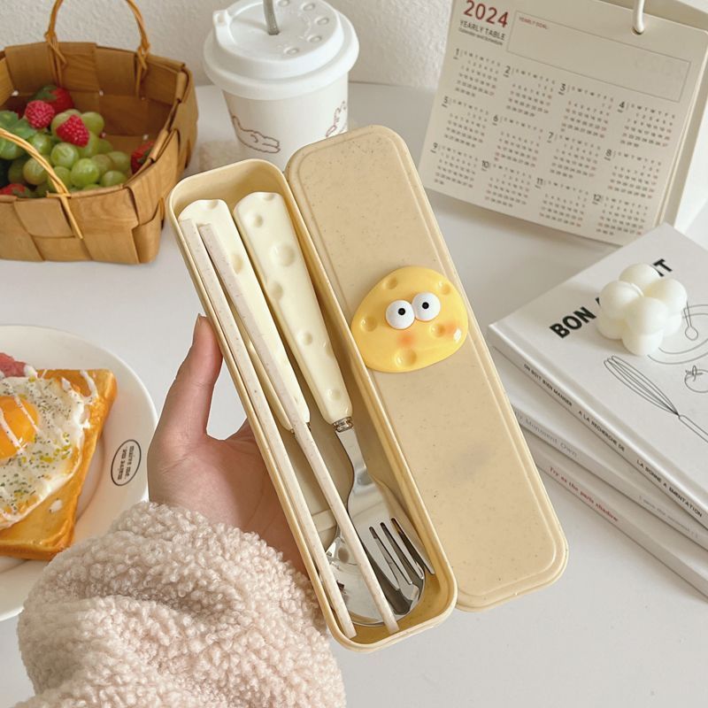 Cute Cheese-Themed Cutlery Set – Portable Spoon, Fork, and Chopsticks with Storage Case for Students & Kids