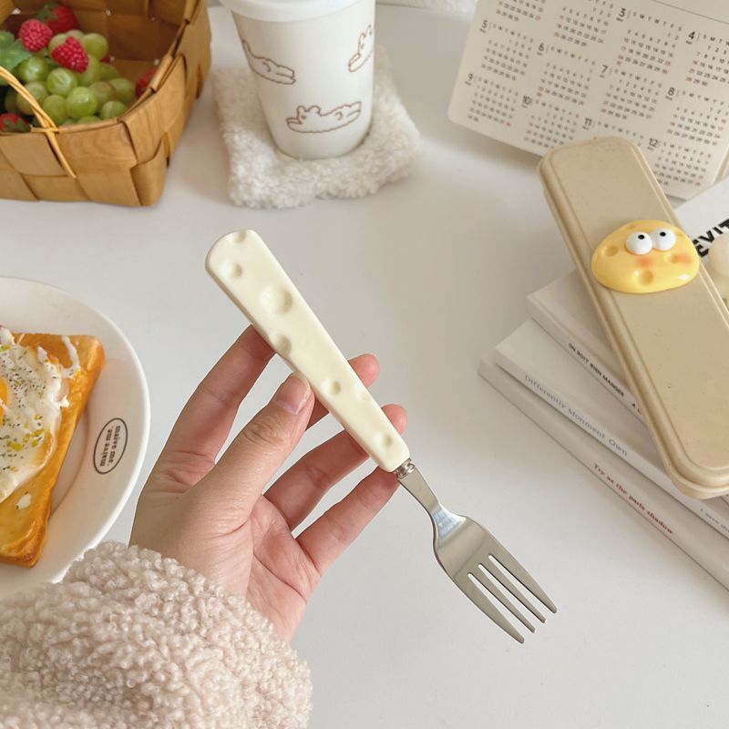 Cute Cheese-Themed Cutlery Set – Portable Spoon, Fork, and Chopsticks with Storage Case for Students & Kids