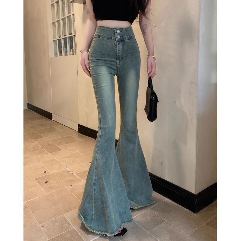 Retro High-Waisted Flare Jeans - Slim Fit, Stretchy, Wide-Leg