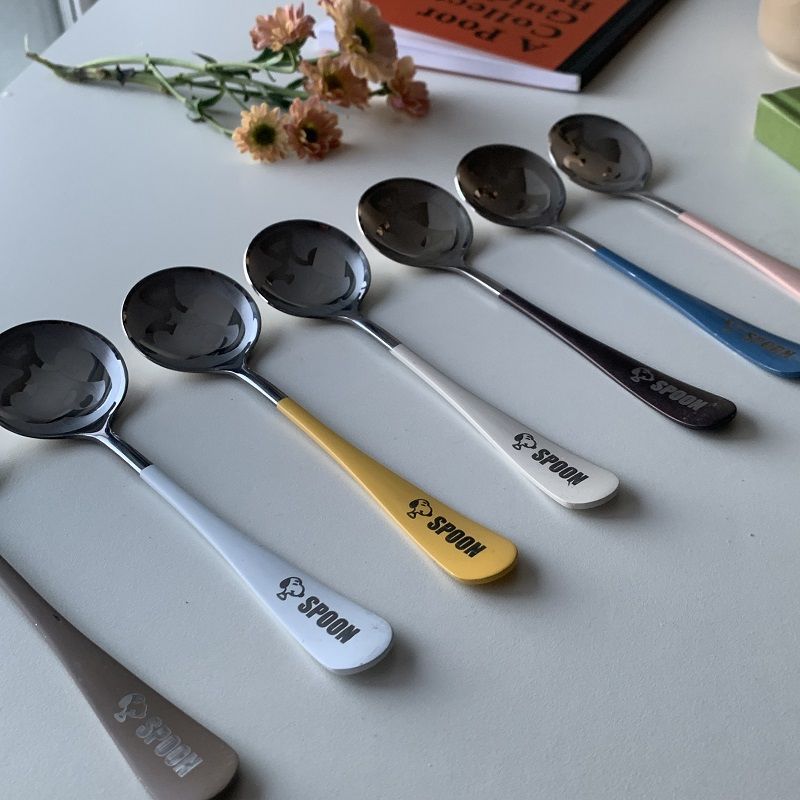 Creative Stainless Steel Round Snoopy Engraved Spoon - Ins-Style Tableware for Desserts & Meals