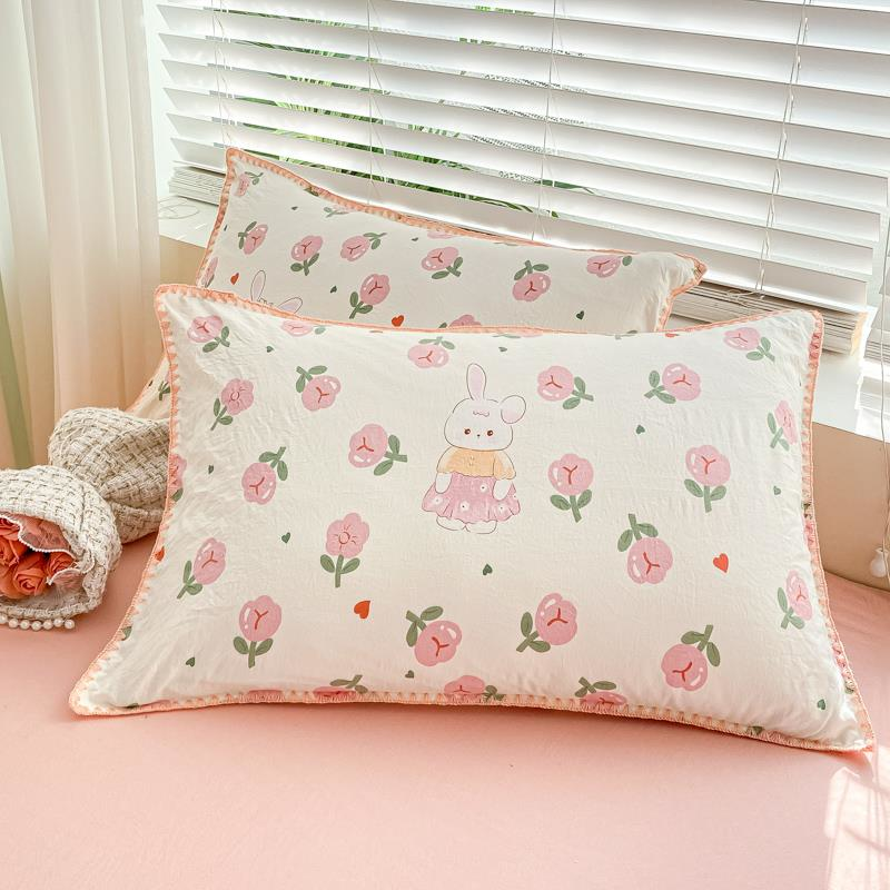 Charming Tulip & Mini Bear Cartoon Lightweight Quilt With Tassel Lace Trim - Set of Bedsheets, Duvet Cover & Pillow case