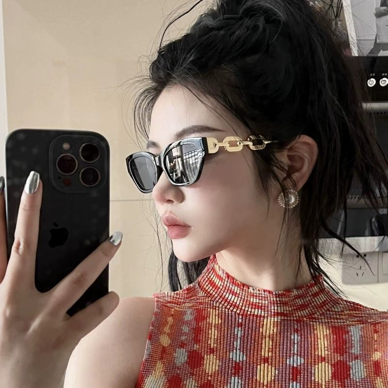 Vintage Cat Eye Sunglasses with Chain Legs – High-End Fashion, Bold Personality, European & American Style, UV Protection