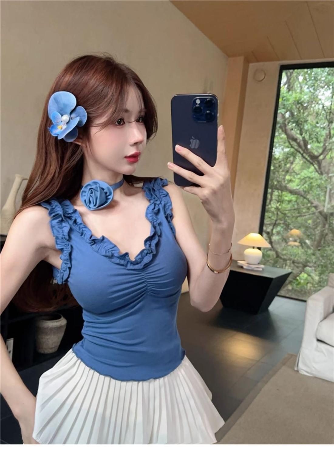 Off-shoulder halterneck flower short-sleeved hot girl short top