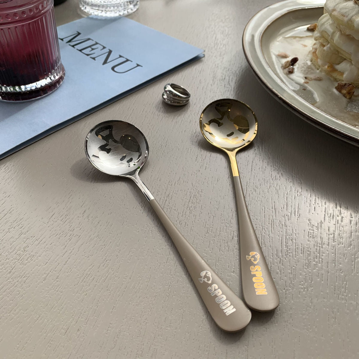 Creative Stainless Steel Round Snoopy Engraved Spoon - Ins-Style Tableware for Desserts & Meals