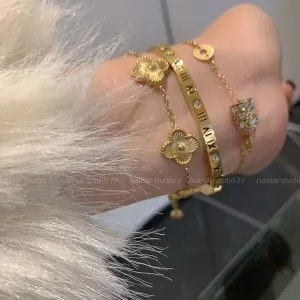 Roman Numeral Gold Bracelet - Light Luxury Titanium Steel Jewelry