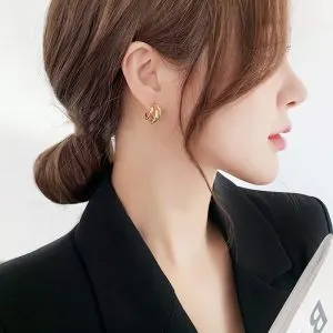 Minimalist Clip-On Hoop Earrings – No Piercing, Pain-Free Silver Hoops