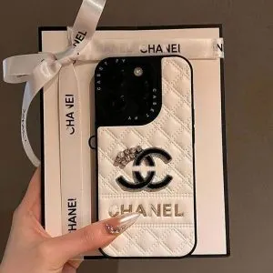 Luxury Quilted Leather iPhone Case – High-End Personalized Designer-Inspired Cover