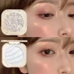 NOVO Highlighter Powder: Shimmer powder for brightening the face, creating a 3D contour, nose shadow, and side shadow. Fine shimmer and pearlescent finish, ideal for contouring. - Image 6