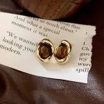 Amber Layered Gold Sweater Necklace for Women – Elegant Fall Winter Fashion Jewelry - Image 3