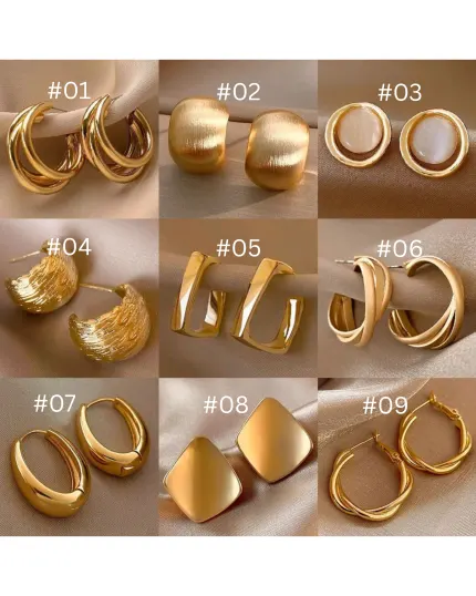 Gold Metal Hoop Earrings – Retro Elegant Design
