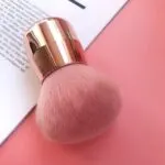 Soft Mushroom Head Fluffy Powder & Blush Brush - Image 2