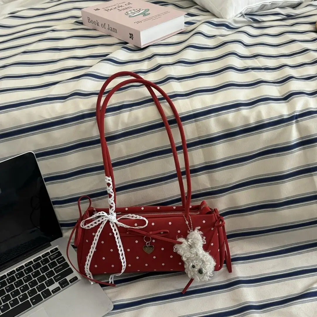 Main Images2 Korean Style Large Tote Shoulder Bag - Image 1