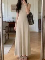 Ribbed Round Neck Waist-Defining Maxi Dress - Image 2