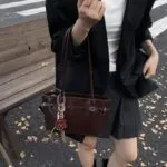Minimalist Large Capacity Shoulder Bag - Image 3