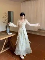 Elegant Chinese-Inspired Floral Blouse & Maxi Skirt Set - Image 9