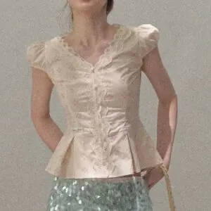 Lace V-Neck Slim Fit Waist Shirt