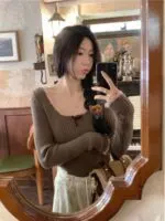 Color Block Crochet Bow Knit Top - Image 4