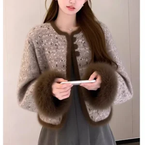 Women’s Contrast-Trim Textured Knit Cardigan