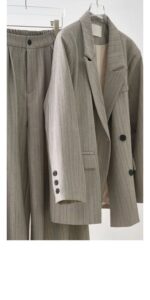 Plus Size Striped Blazer & Wide-Leg Pants Set - Image 3