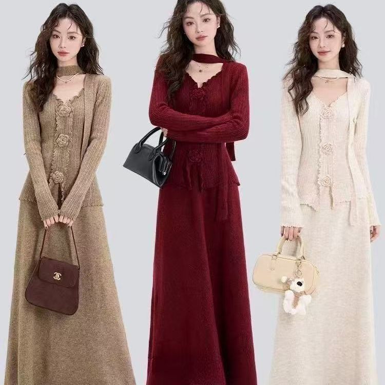Main Images1 French Red V-Neck Knit Top & Skirt Set - Image 1
