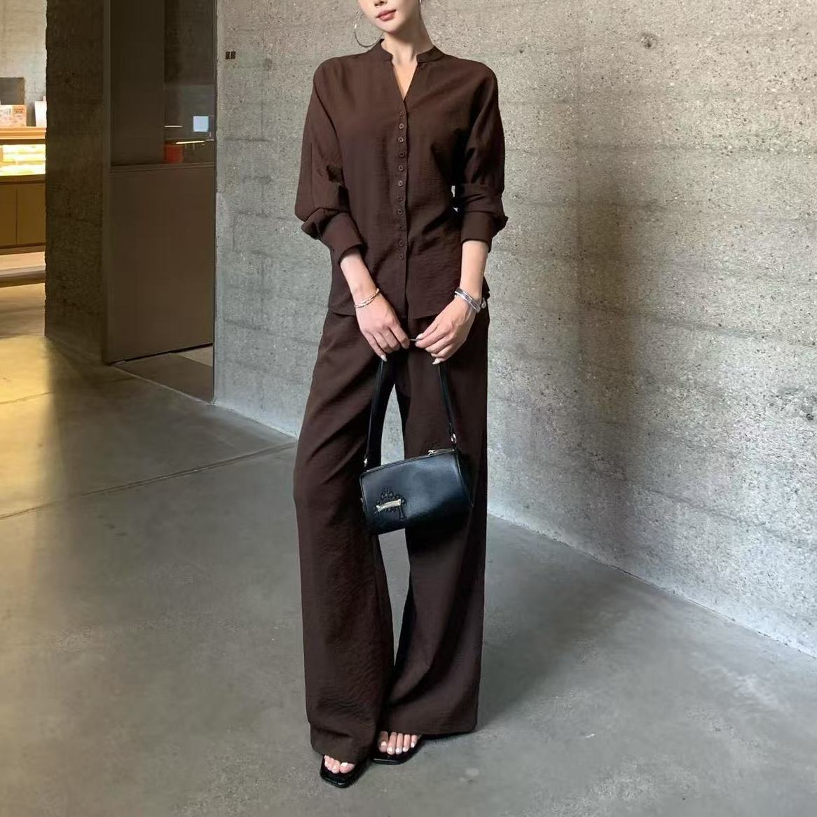 Main Images11 Relaxed Shirt & High-Waist Pants Set - Image 1