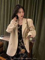 Relaxed French-Style Casual Suit Jacket - Image 5