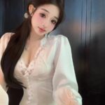 V-Neck Lace Satin Slim-Fit Crop Top
